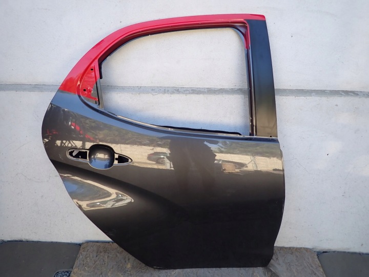 Portière Droit Arrière Droite Arrière TOYOTA YARIS 4 IV P21 2020- 67003K0060