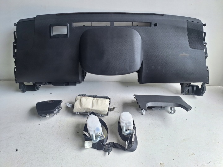 TOYOTA PRIUS + 12-15 airbag console running board