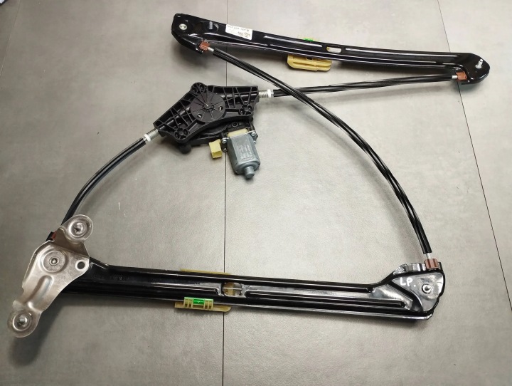 VW Golf VII mechanizmus ablak bal eleje 5G4837461H