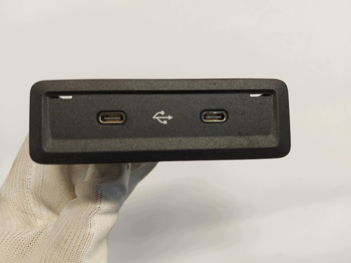Mercedes EQB 250+ X243, w247 2025r. PORT adapter USB a2478207502