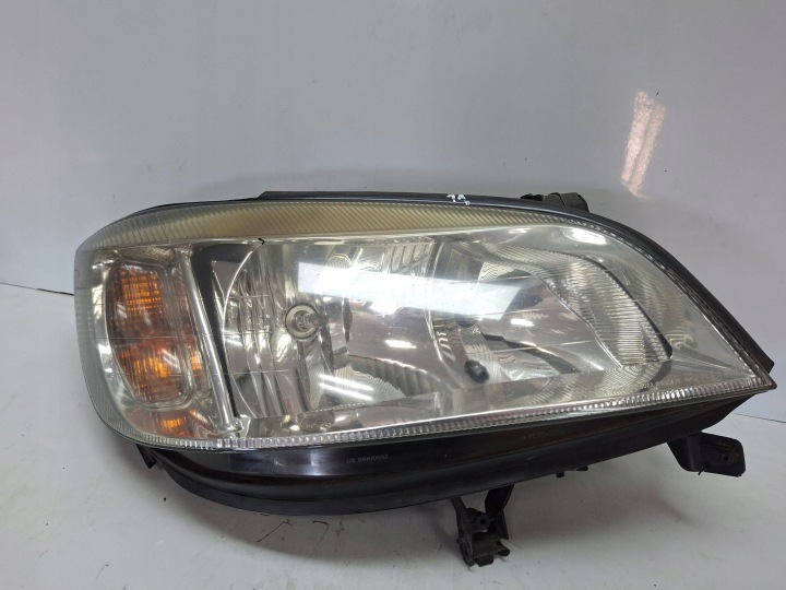 Licht vorne rechts 90582022 OPEL ZAFIRA A