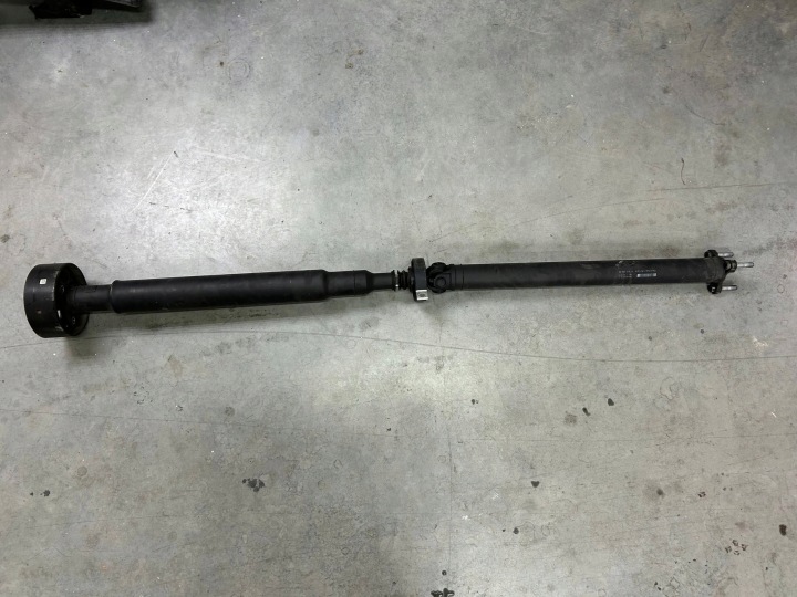 arbre cardan transmission BMW 5 F10 F11 528i N20 Automat 2013 7629415