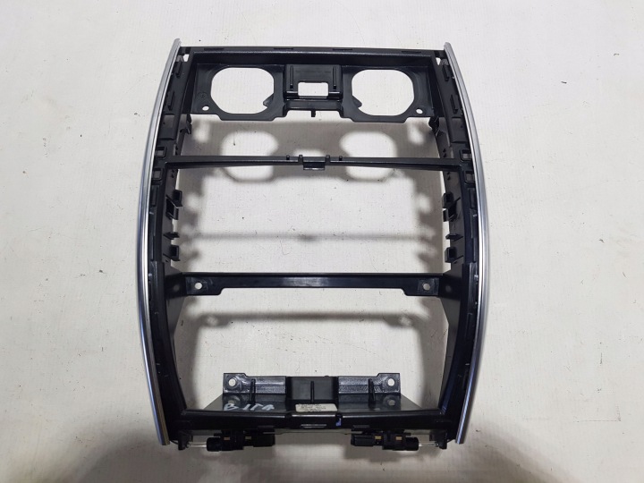 zaštita okvir armature BMW 5 GT F07 9205652