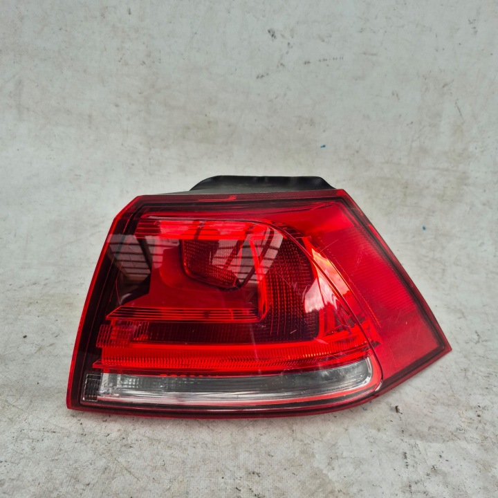 VW GOLF VII 7 HB 12-16 Feux phare Arrière Arrière Droit