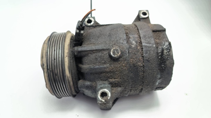 compressor of the air conditioning RENAULT SCENIC and LIFT
