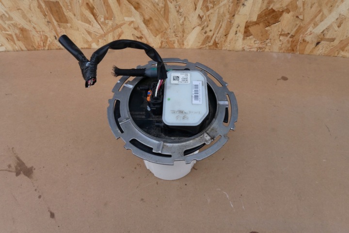 OPEL ASTRA L 1.2 TURBO Kraftstoffpumpe Förderpumpe 9830956580