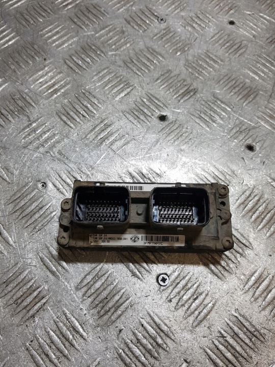 computer of the engine control unit FIAT PUNTO 2 6160060405 55181150