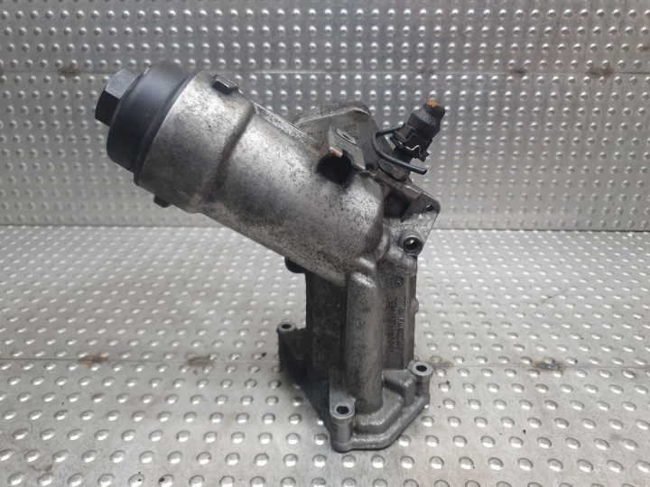 oil filter holder radiator 7787072 BMW E46 E87 E90 E60 X3 E83 2.0D M47