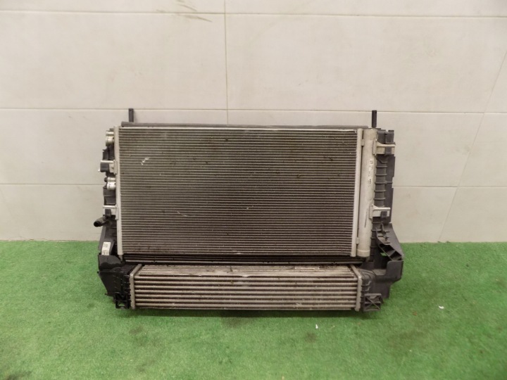 BMW F39 F48 F45 radiatore VENTOLA 8645782 9271205 7617597 7636072