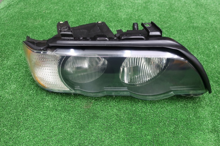 REFLEKTOR Licht rechts links BMW X5 E53 2002R Original IDEALNE