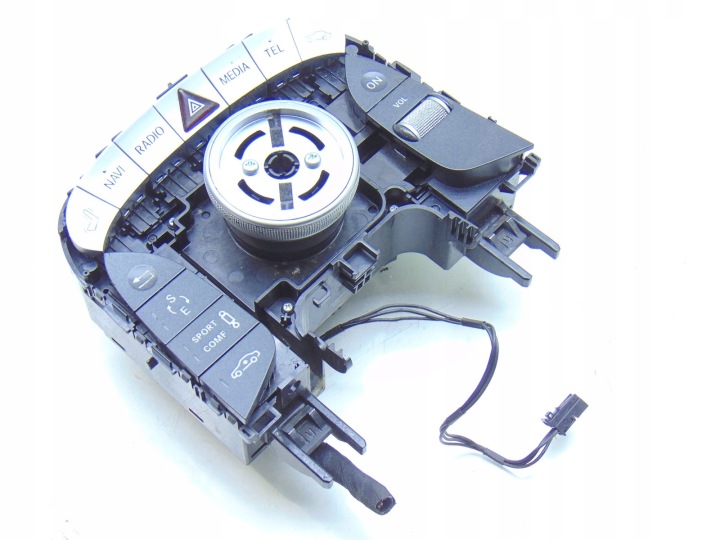 PANEL Bouton Navigation TUNELU MERCEDES S W222 13- A2229001806