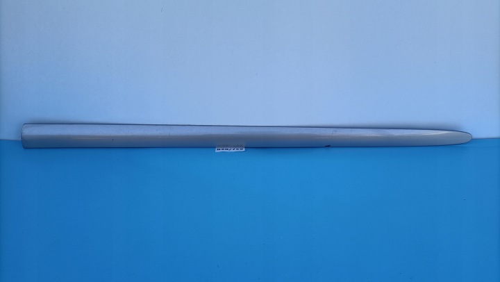 TOYOTA COROLLA VERSO 01-03 ROK moulding door right front 75731-13150 K60/759