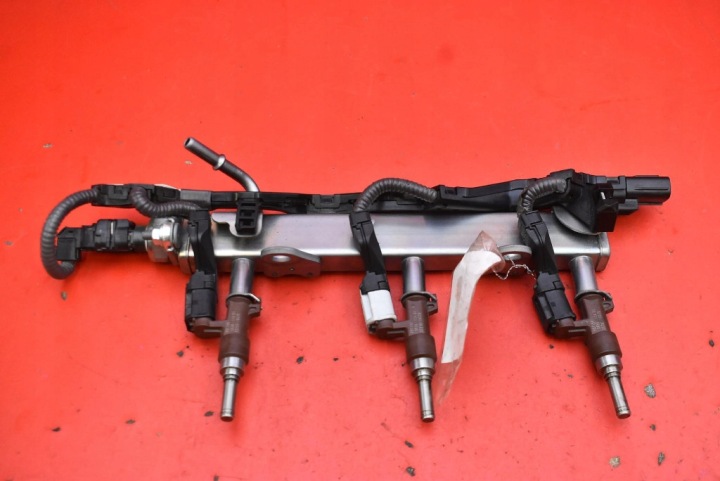 Kraftstoffverteiler Einspritzleiste Einspritzdüse 23250-18020 TOYOTA YARIS 4 IV GR 1.6T 272 KM 4X4