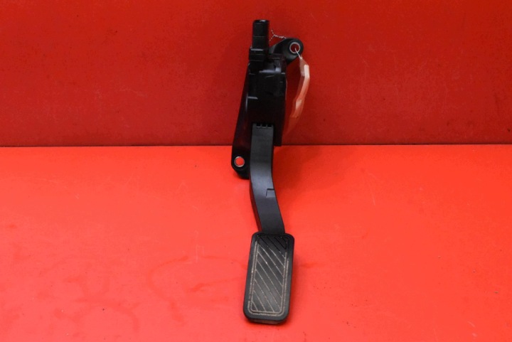 potenciometar pedala gasa 8V21-9F836-AA FORD FIESTA MK7 1.6 TDCI 95 KM 08-17