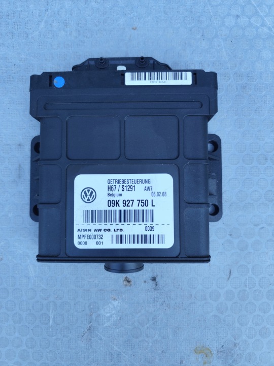 VW T5 Vezerlő egység számítógép Sebesség Valtók SEBESSÉGVÁLTÓ 09K927750L