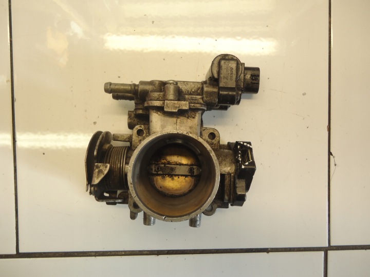 HONDA CIVIC JAZZ II 1.3 1.4 Vanne boitier papillon 136800-1951