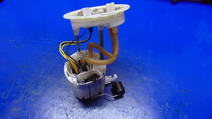 pump PLYWAK of the fuel 2.0D BMW F30 F31 LIFT 10-18 ROK