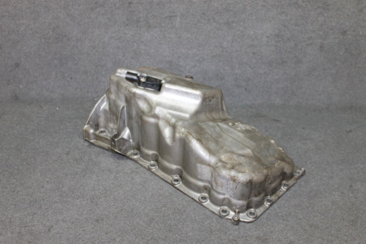 BMW F20 F07 F30 F32 F34 F36 F10 2.0D 2.5D N47 - ölwanne oil 7812360