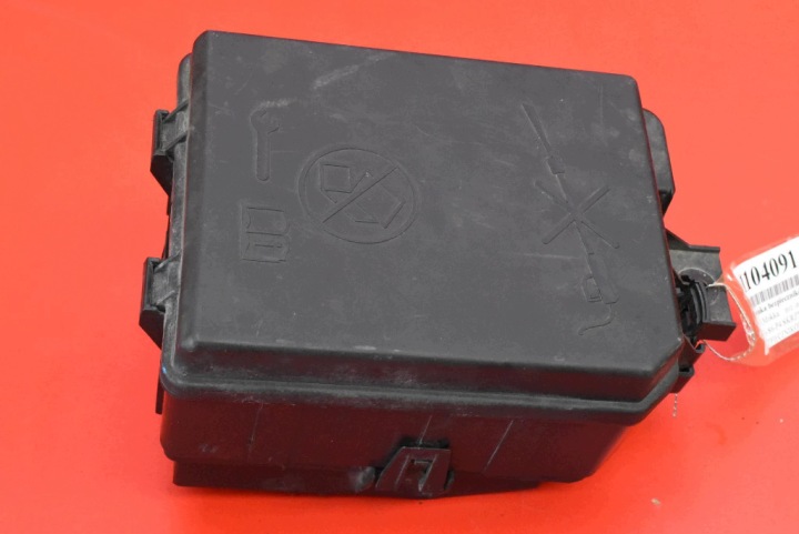 Szkerény biztosítékszekrény 95263750 OPEL MOKKA A 1.4 T 140 KM 12-15