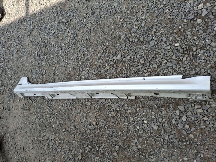Moulage Jupe Droit Jupe TOYOTA YARIS IV 2020R->