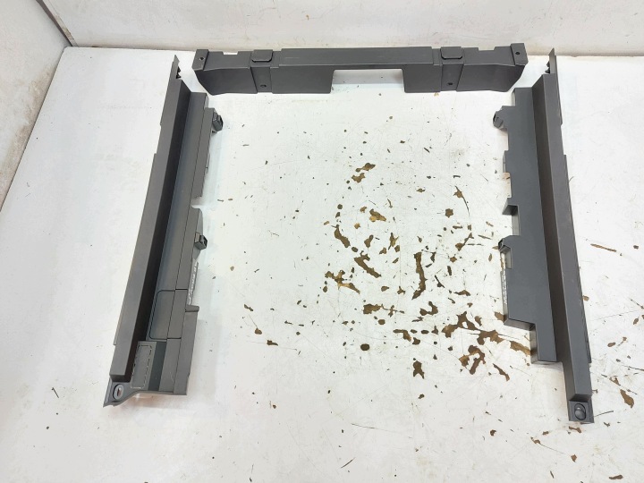 Audi Q8 E-TRON 4ke copertura GREMBIALINA plastyk PORTELLONE COFANO POSTERIORE sinistra Destra posteriore 4ke864602a