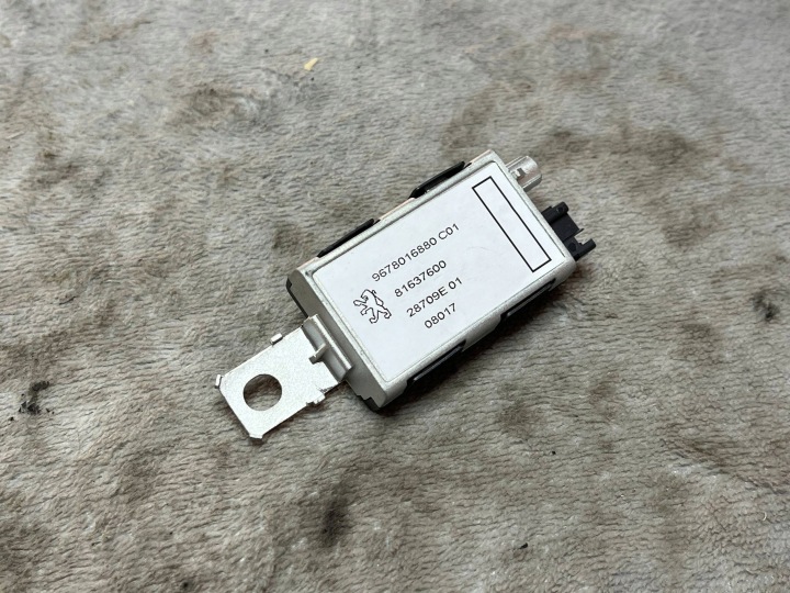 Module Amplificateur ANTENY PEUGEOT CITROEN 9678016880 !J