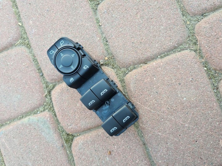 ovladac oken europa Opel Insignia B 84211876