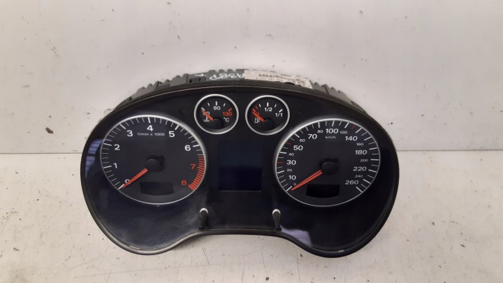 Instruments tachymètre compte tours 8P0920930G Audi A3 8P