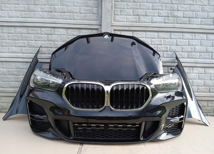 Standard Hood Fender & Mirrors | 2017 BMW X1 M-SPORT Standard Hood Fender & Mirrors | 2017 BMW X1 M-SPORT