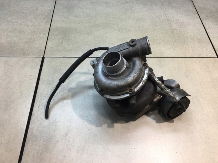 turbo MAZDA 323 F BJ 2.0 TD VJ300103