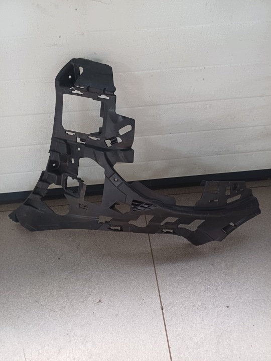 stoßstangenführung links vorne vorne MERCEDES C- KLASA W 206 A2068851501