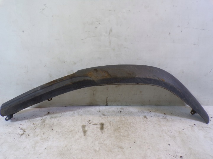 HOKEJ of a bumper of the front left TOYOTA AVENSIS T25 LIFT (F)