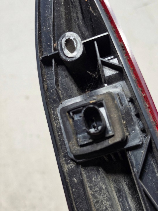 Mercedes Vito Viano 14-W447 3 Light Stop Third Wings WLKP 10