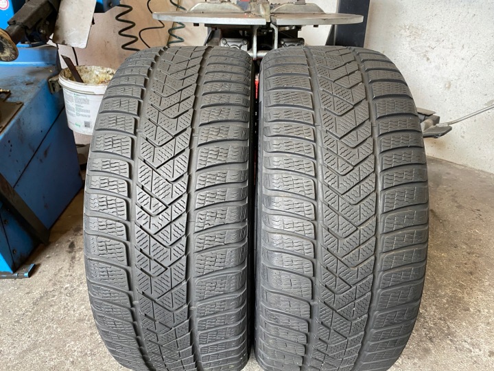 2 tyres winter 235/45R18 98V Pirelli Winter Sottozero 3 6,5mm 2024r