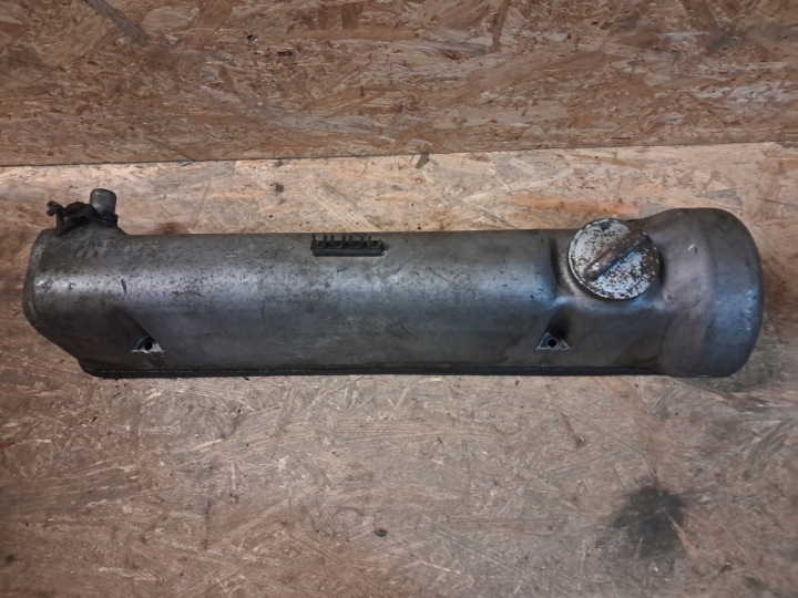 cover of valves MERCEDES W116 107 SL SLC 450 1160161905