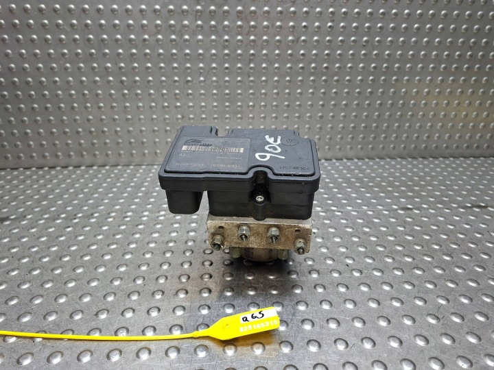 pump control unit ABS TOYOTA YARIS II 06-11 44510-0D110 89541-0D060