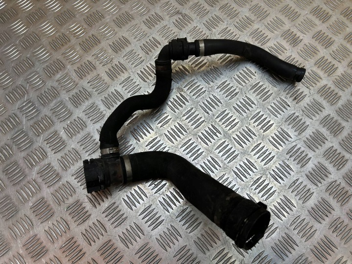 Schlauch / Schlauch Rohr des Kühlers BMW X5 F15 2015 7586774