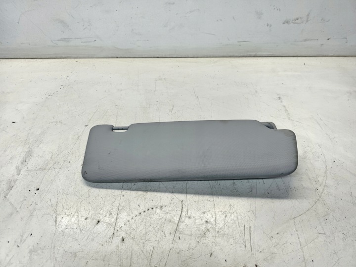kryt PRZECIWSLONECZNA AUDI A4 B8 A5 8U0857551A EA7