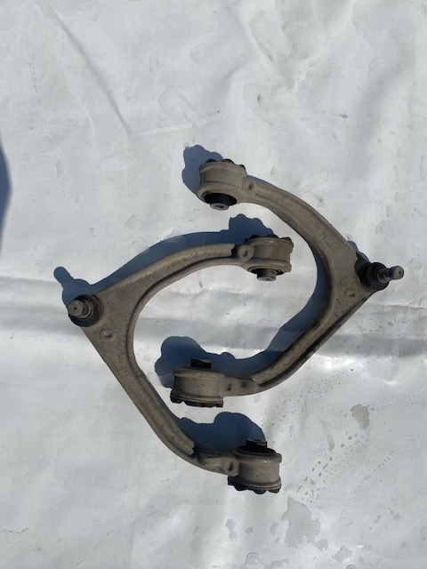 JAGUAR F-PACE rameno horny HK83-3091-LH