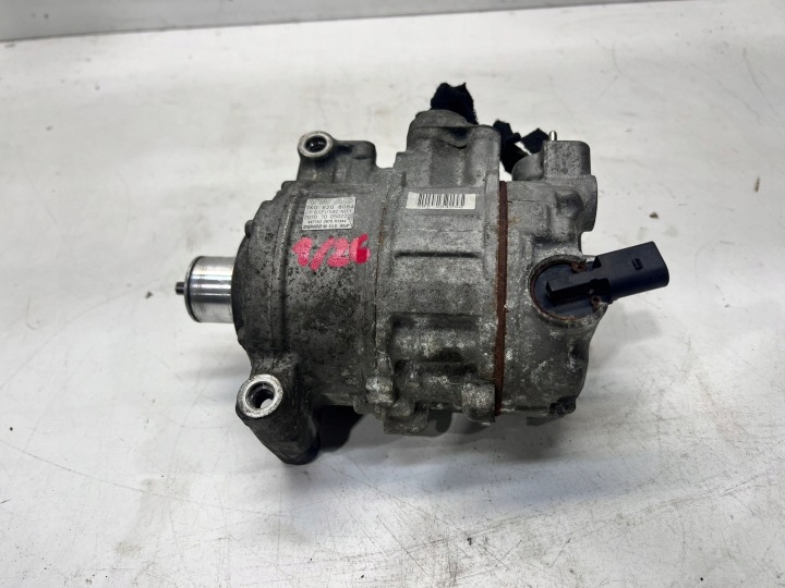 Compresseur Compresseur Climatisateur air conditionné AUDI VOLKSWAGEN SEAT SKODA 1K0820808A 1/26