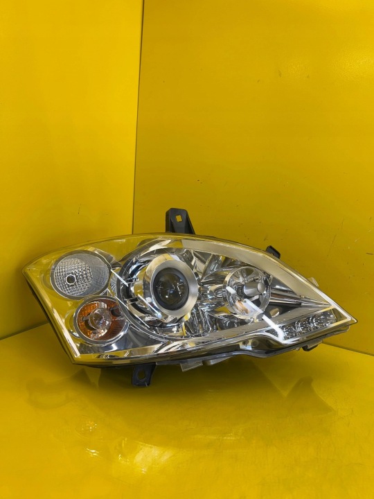 světlo pravá Mercedes Vito W639 Lift 10-14 Xenon A6398202961