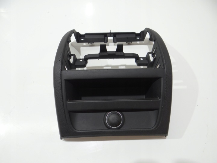 kryt TUNELU záď BMW F10 F11 9206664 (16657630)