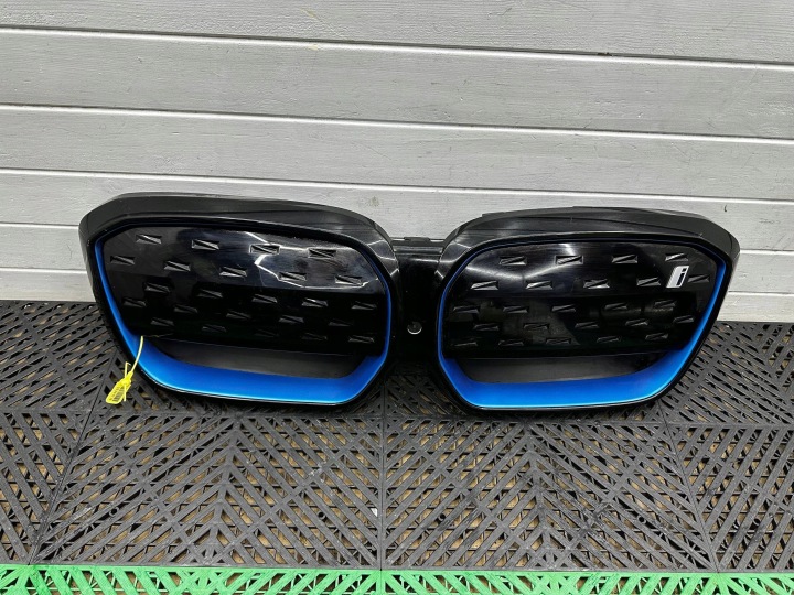 Grill vorne vorne BMW iX3 G08 9881798