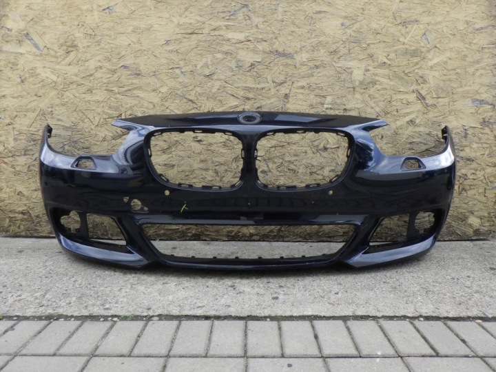 BMW 5 GT F07 M PAKIET Frontstoßstange