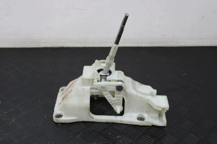 gear change mechanism 43700-D3200 HYUNDAI TUCSON III 3 1.7 CRDI