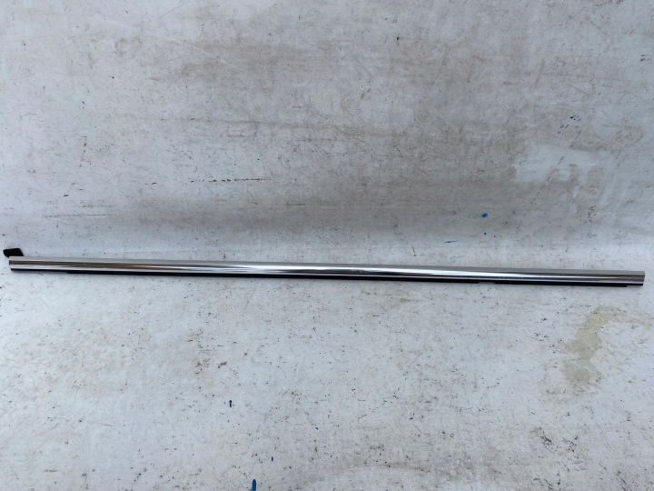 VW PASSAT B8 KOMBI 14- Moulage Bande garniture moulure Portière Droite Arrière CHROM 3G9839476E