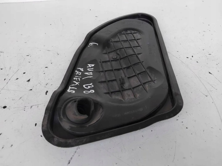 Άλλα εξαρτήματα πόρτας AUDI A4 Avant (8K5, B8) 8K0837916B 2.0L ντίζελ 105kW 2010 10