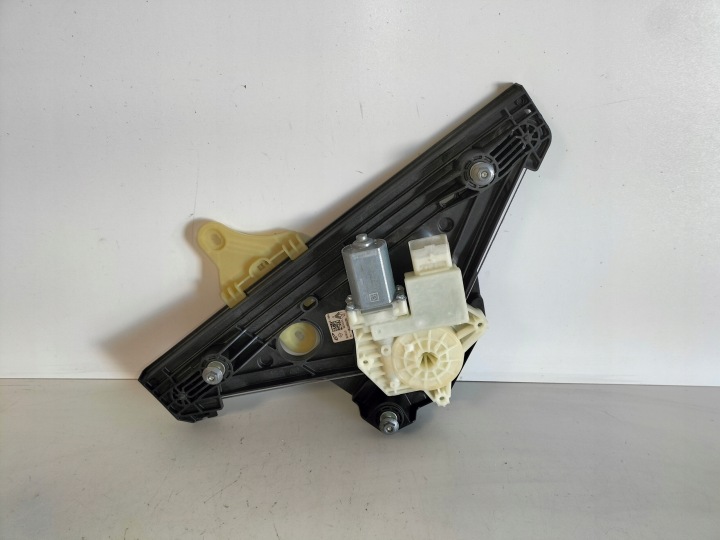 stahování okna elektrický zadní záď pravý RENAULT CLIO 5 V 19- HB