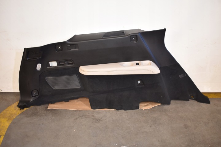boot upholstery left MERCEDES X167 GLS 1