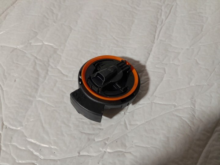 AUDI A4 B9 Beschleunigungssensor Crashsensor 4M0955557A